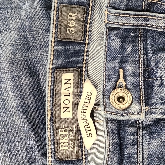 BKE 36x27 NOLAN STRAIGHT LEG MENS 36R DISTRESSED FADED BUTTON FLY STRETCH JEANS - Picture 5 of 7
